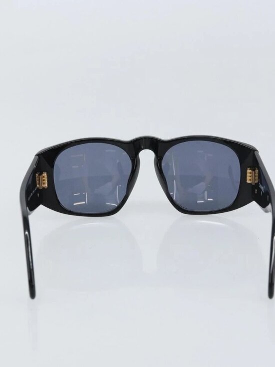 CHANEL Sunglasses plastic Black CC main image 8